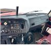 Image 13 : 1995 VOLVO WCA T/A 18,169 LITRE FUEL TRUCK