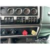 Image 22 : 2011 KENWORTH T800 TRI DRIVE SLEEPER HOT OIL TRUCK