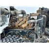Image 36 : 2011 KENWORTH T800 TRI DRIVE SLEEPER HOT OIL TRUCK
