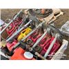 Image 5 : PIPE STANDS W/LEVELING RODS & JERRY TANKS