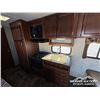Image 14 : 2015 AVENGER AVT26 26FT TRAVEL TRAILER