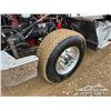Image 46 : 2010 PETERBILT 367 TRI DRIVE SLEEPER DUMP TRUCK
