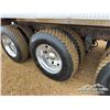 Image 60 : 2010 PETERBILT 367 TRI DRIVE SLEEPER DUMP TRUCK