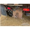 Image 75 : 2010 PETERBILT 367 TRI DRIVE SLEEPER DUMP TRUCK