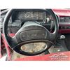 Image 15 : 1996 FORD F350 XL DUALLY PLOW TRUCK WITH SAND BOX