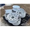 Image 2 : (8) 5 BOLT RIMS