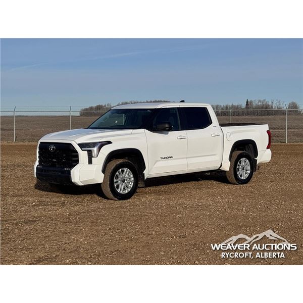 2024 TOYOTA TUNDRA SR5 CREW CAB PICKUP