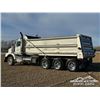Image 4 : 2021 WESTERN STAR 4900SB TRI/A DUMP TRUCK
