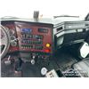 Image 11 : 2021 WESTERN STAR 4900SB TRI/A DUMP TRUCK