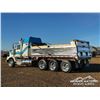 Image 4 : 2015 WESTERN STAR 4900 TRI/A SLEEPER DUMP TRUCK
