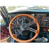 Image 13 : 2005 KENWORTH T800B TRI/A SLEEPER DUMP TRUCK