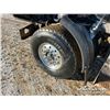 Image 48 : 2005 KENWORTH T800B TRI/A SLEEPER DUMP TRUCK