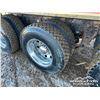 Image 62 : 2005 KENWORTH T800B TRI/A SLEEPER DUMP TRUCK