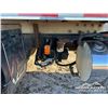 Image 87 : 2005 KENWORTH T800B TRI/A SLEEPER DUMP TRUCK