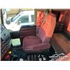 Image 9 : 2005 KENWORTH T800B TRI/A SLEEPER DUMP TRUCK