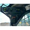 Image 8 : 2017 JOHN DEERE 330G 2-SPEED SKID STEER LOADER