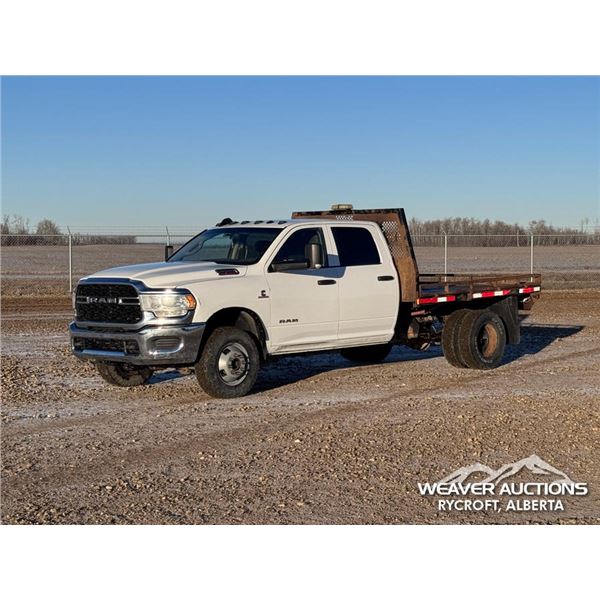2019 DODGE RAM 3500HD CREW CAB FLATBED TRUCK