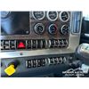 Image 22 : 2022 WESTERN STAR 49X TRI/A SLEEPER TRUCK TRACTOR