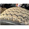 Image 43 : 2022 WESTERN STAR 49X TRI/A SLEEPER TRUCK TRACTOR