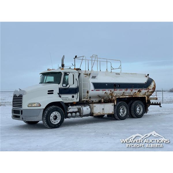 2009 MACK CXU 613 T/A 16,000 L WATER TRUCK