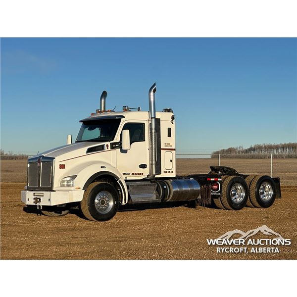 2020 KENWORTH T880 T/A SLEEPER TRUCK TRACTOR