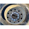 Image 7 : (1) YOKOHAMA 11R24.5 TIRE AND RIM