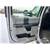Image 32 : 2018 FORD F350 XL CREW CAB FLATBED TRUCK