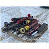 Image 2 : HYDRAULIC RAMS