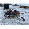 Image 3 : MISC HYDRAULIC RAMS W/MISC HOSES & PARTS