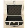 Image 3 : Bushnell Hard Carry Case