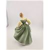 Image 3 : UNMARKED ENGLISH-STYLE PORCELAIN LADY FIGURINE IN GREEN DRESS, MID-20TH CENTURY