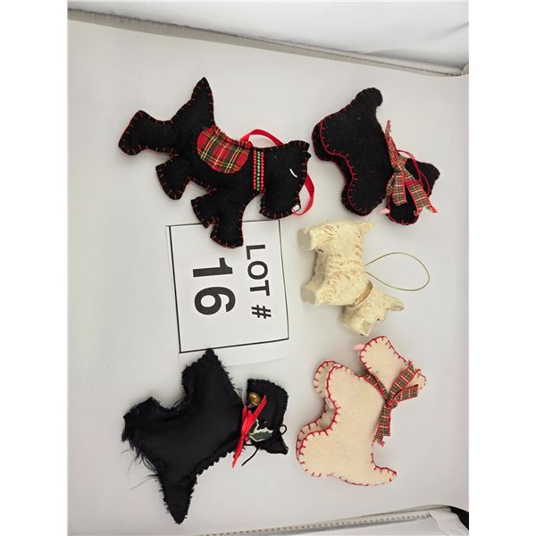 GROUP OF SCOTTIE DOG CHRISTMAS ORNAMENTS