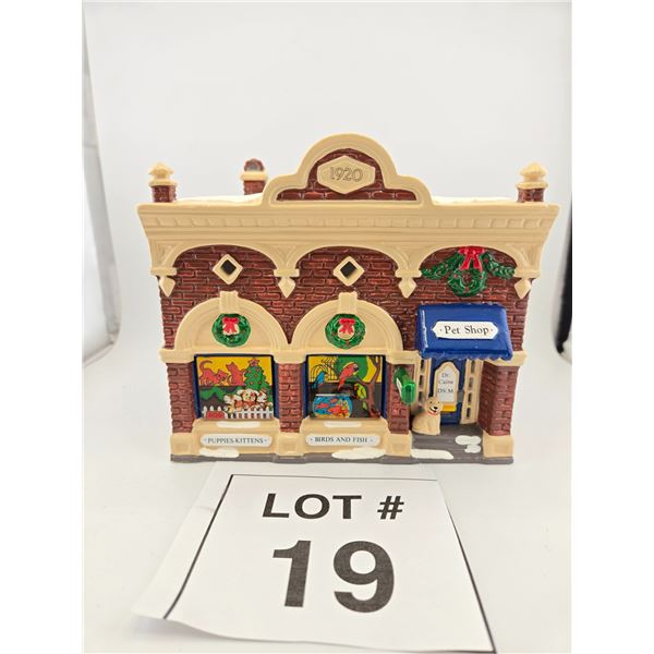 DEPARTMENT 56 SNOW VILLAGE “VILLAGE VET AND PET SHOP” BUILDING (1992)