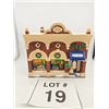 Image 1 : DEPARTMENT 56 SNOW VILLAGE “VILLAGE VET AND PET SHOP” BUILDING (1992)