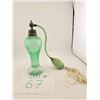 Image 2 : VINTAGE GREEN GLASS PERFUME ATOMIZER