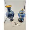 Image 1 : CHINESE CLOISONNÉ ENAMEL VASE AND LIDDED JAR, BLUE GROUND