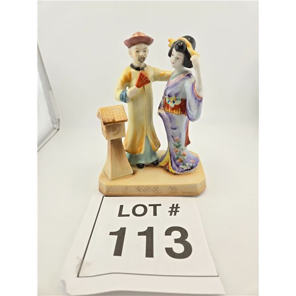 HAND-PAINTED ASIAN PORCELAIN FIGURINE COUPLE SCENE