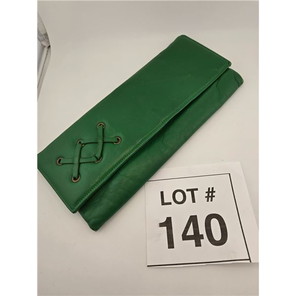 VINTAGE JANE SHILTON GREEN LEATHER CLUTCH
