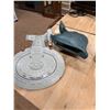 Image 2 : STAR TREK TOY STARSHIPS LOT – USS ENTERPRISE NCC-1701-D 
