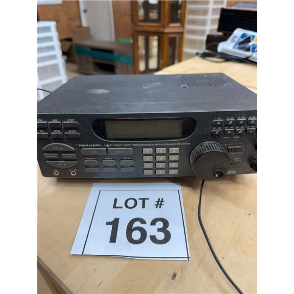 REALISTIC PRO-2036 PROGRAMMABLE SCANNING RECEIVER