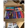 Image 2 : LARGE BOX LOT OF COMIC BOOKS INCLUDING STAR TREK 