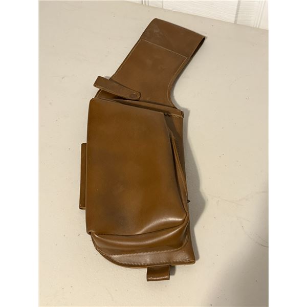 Belt Holster with Zippered Pouch