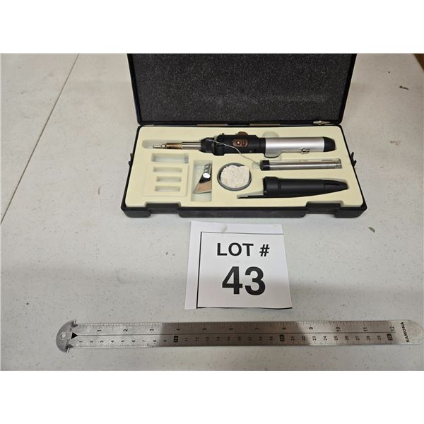 PORTABLE SOLDERING IRON KIT WITH CASE