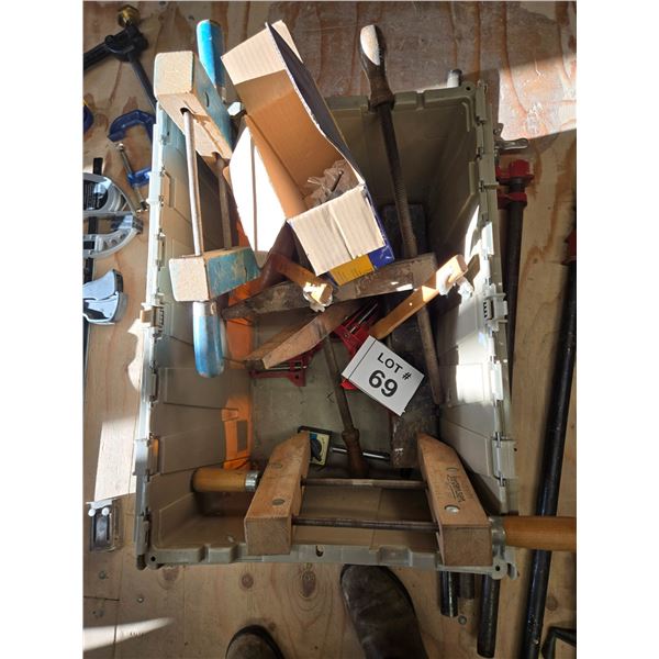 ASSORTED WOODWORKING HAND SCREW CLAMPS AND CLAMP PARTS