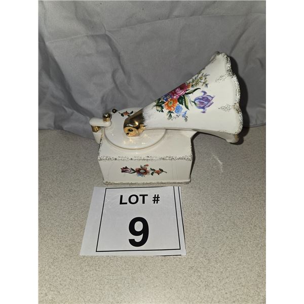 TILSO JAPAN LIMITED EDITION PORCELAIN GRAMOPHONE MUSIC BOX