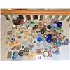 Image 1 : LARGE ART GLASS PAPERWEIGHTS & SOUVENIR COLLECTIBLES COLLECTION
