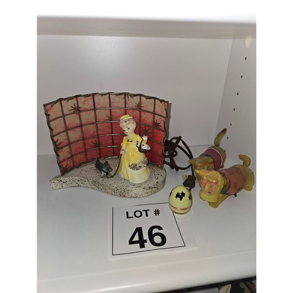 VINTAGE NOVELTY FIGURAL LAMP AND SCOTTIE DOG DECORATIVES