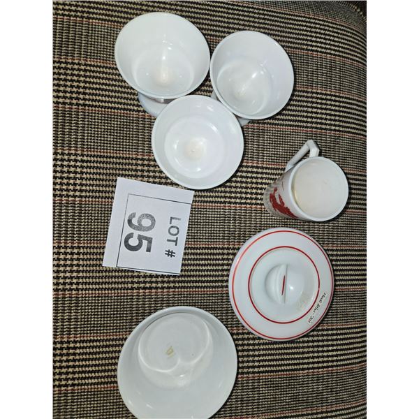 HAZEL ATLAS SCOTTISH TERRIER MILK GLASS DESSERT SET