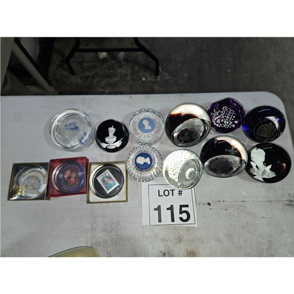 LARGE LOT OF ROYAL COMMEMORATIVE GLASS PAPERWEIGHTS & CAMEO MEDALLIONS