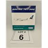 Image 1 : BOEING 767-300 AIR NEW ZEALAND 1:400 MODEL AIRCRAFT [DIE-CAST]